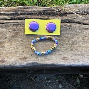 vtg grandma clipon earrings large round 80s purple